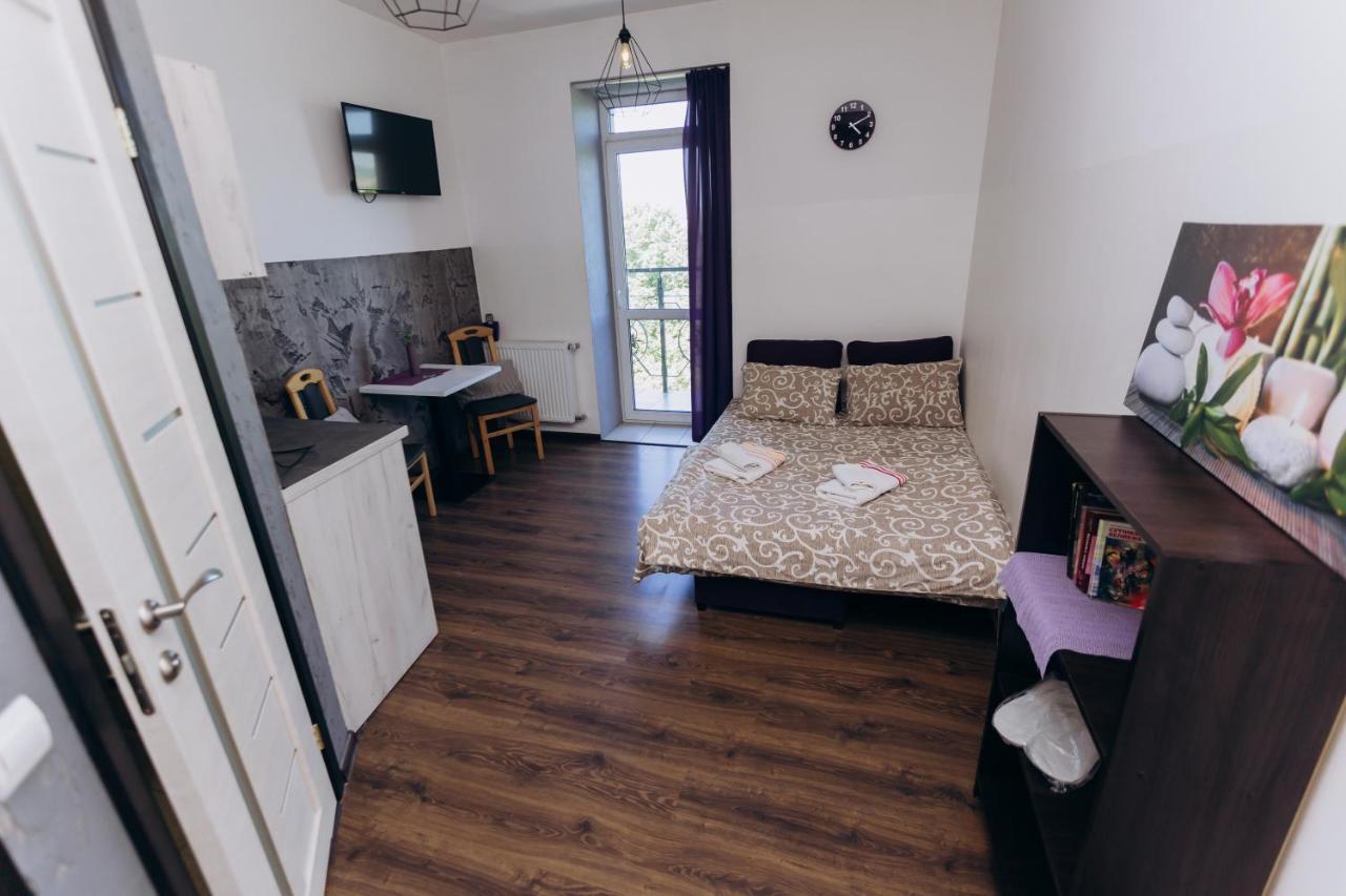 Нові Apartments Біля Жд Вокзалу Ivano-Frankivsk Exteriér fotografie